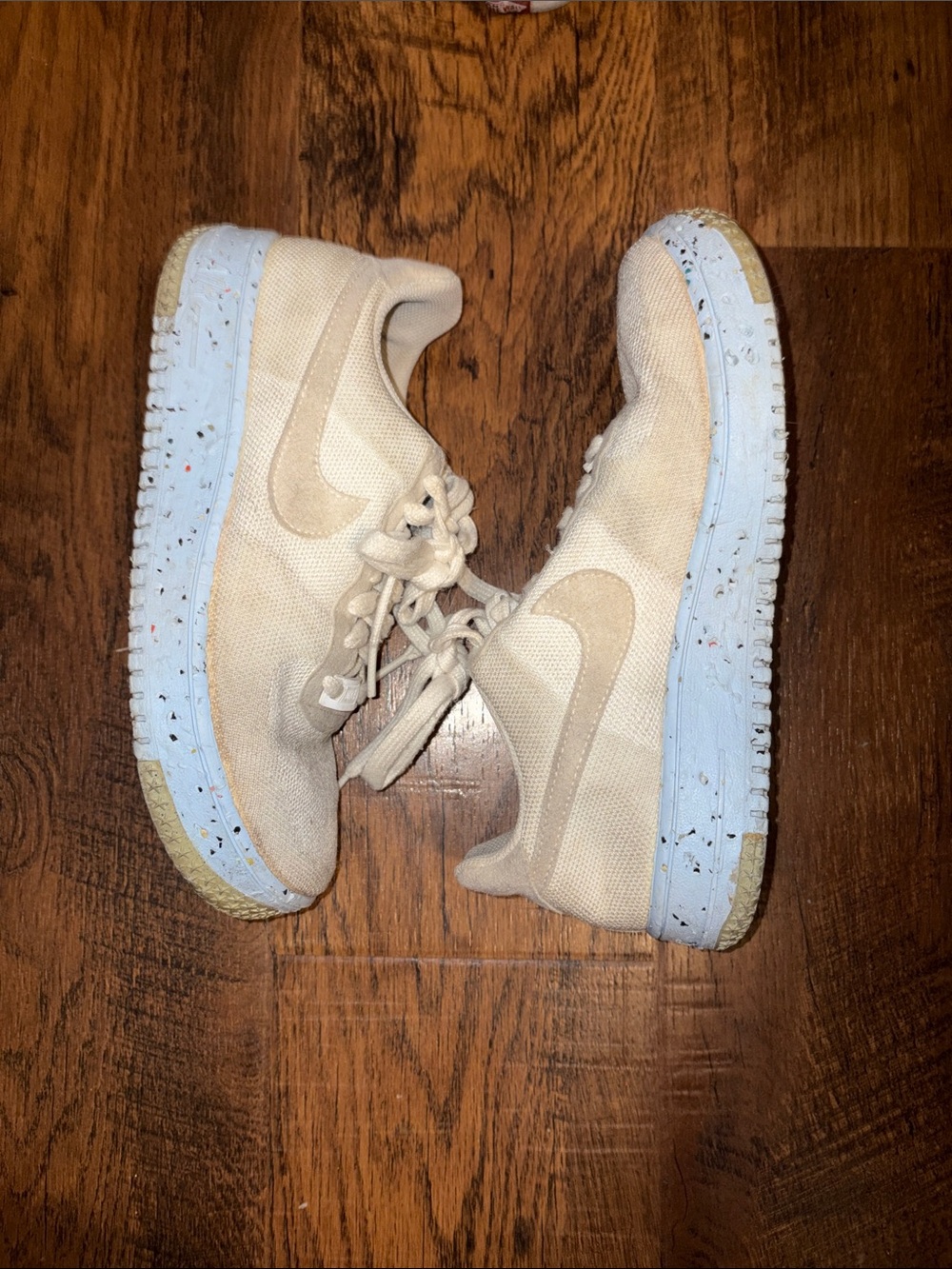 Nike Women’s Beige Sneakers with Light Blue Speckled Soles